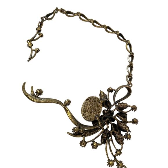 Vtg Flower Pendant Necklace Large Gold Tone Floral Costume Jewelry -Needs Repair - Picture 4 of 11